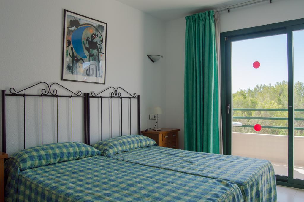 Hostal Rosales Es Pujols Quarto foto