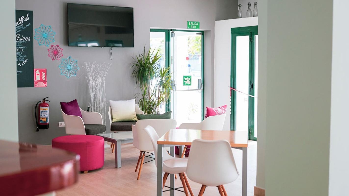 Hostal Rosales Es Pujols Exterior foto